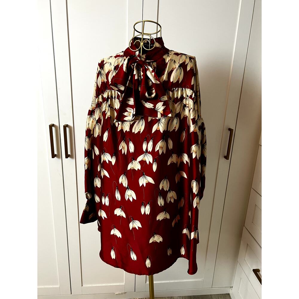 Beulah Style Red Multicolor Satin Blouse One Size